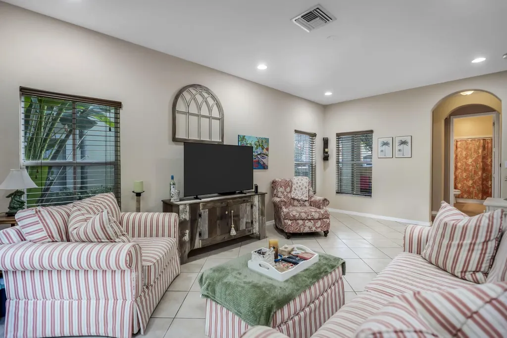 183 Lake Monterey Circle Boynton Beach FL 33426