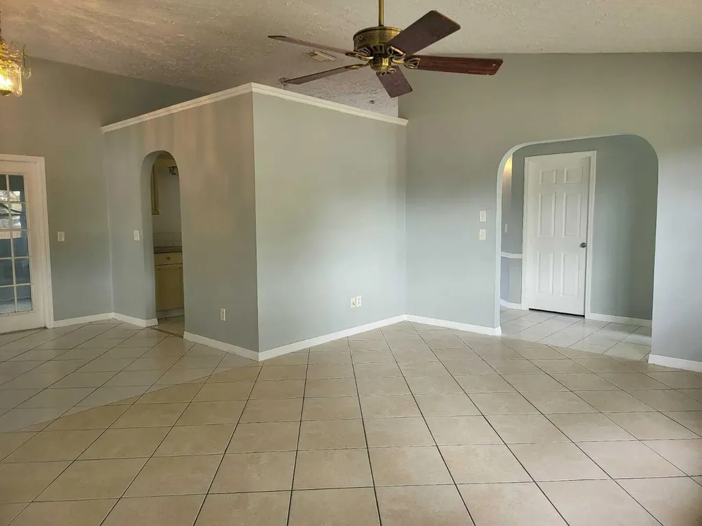 349 SE Fallon Drive Port St Lucie FL 34983