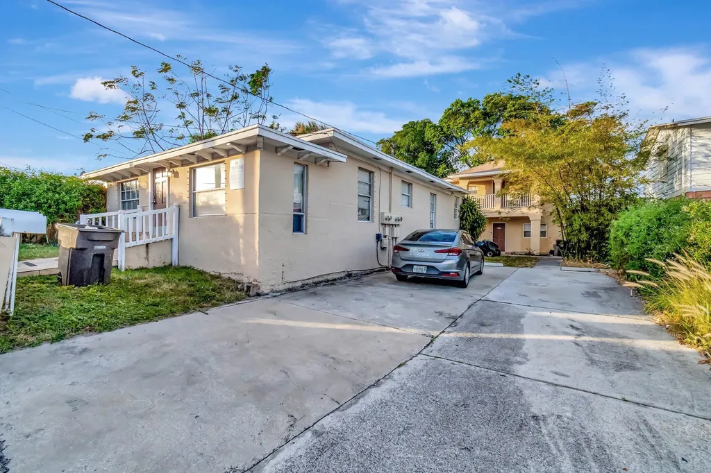 805 20th Street West Palm Beach FL 33407