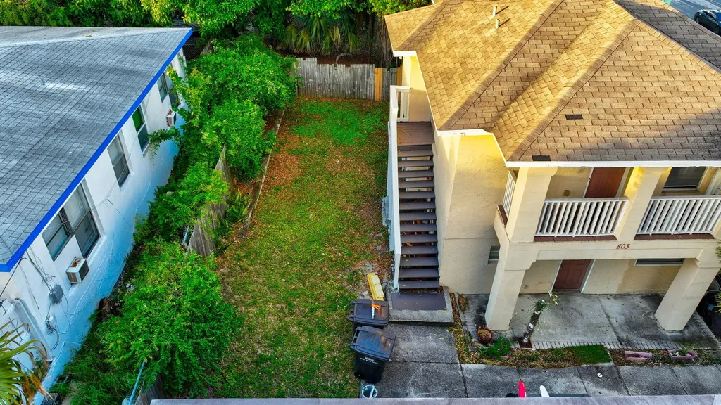805 20th Street West Palm Beach FL 33407