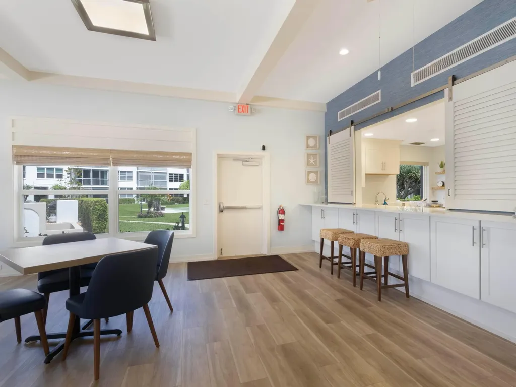 911 Gardenia Drive E Delray Beach FL 33483
