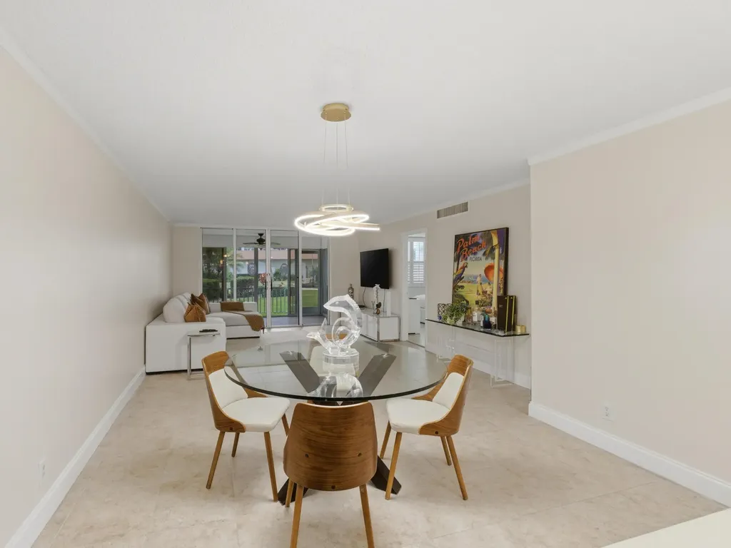 911 Gardenia Drive E Delray Beach FL 33483