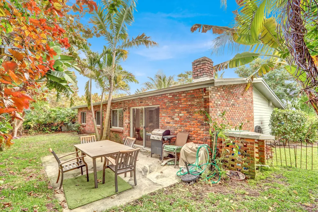 1831 Wheeler Road North Palm Beach FL 33408
