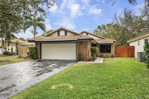 4165 NW 1st Court Delray Beach FL 33445