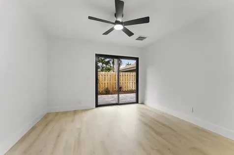 4165 NW 1st Court Delray Beach FL 33445
