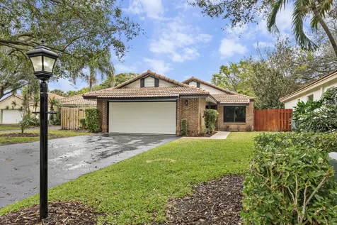 4165 NW 1st Court Delray Beach FL 33445