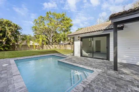 4165 NW 1st Court Delray Beach FL 33445