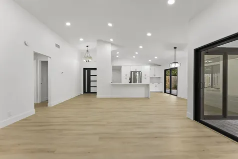 4165 NW 1st Court Delray Beach FL 33445