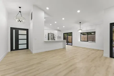 4165 NW 1st Court Delray Beach FL 33445