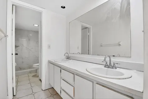 136 Woodland Road Palm Springs FL 33461