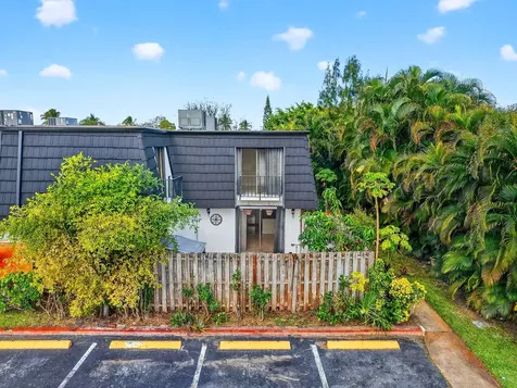 136 Woodland Road Palm Springs FL 33461