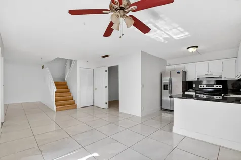136 Woodland Road Palm Springs FL 33461