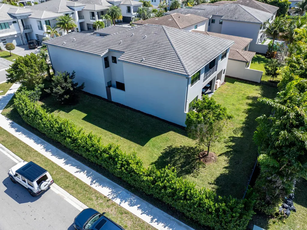 17081 Five Waters Avenue Boca Raton FL 33496