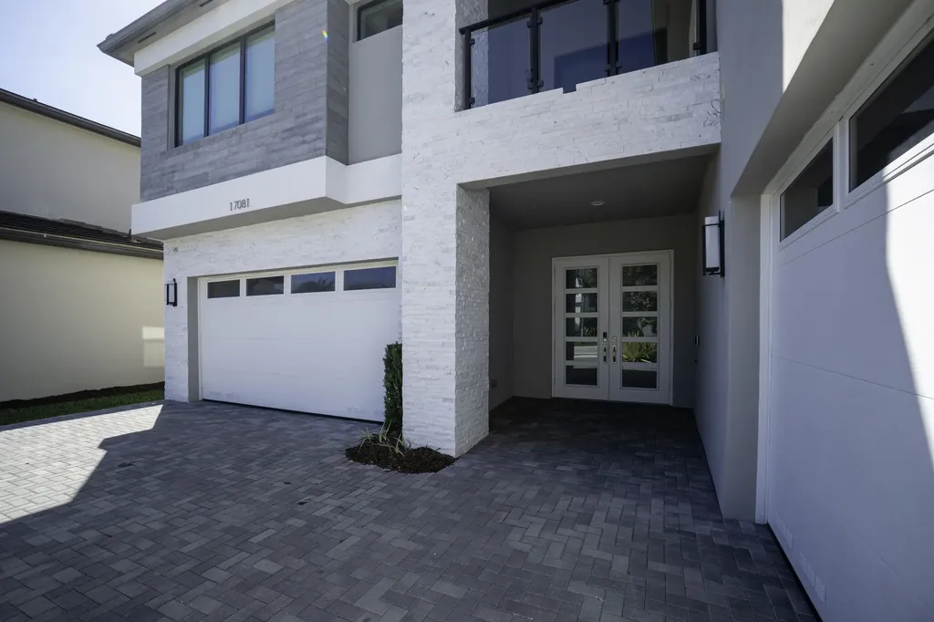 17081 Five Waters Avenue Boca Raton FL 33496