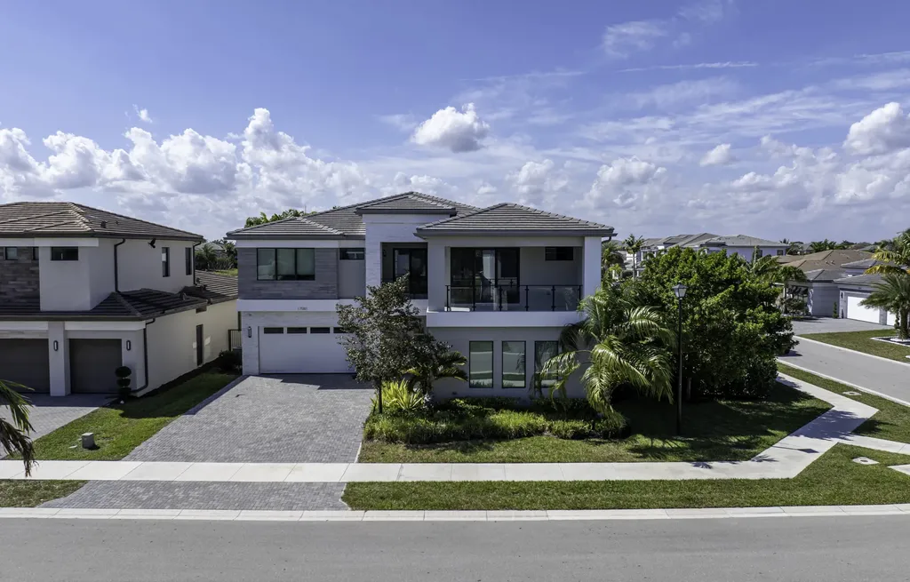 17081 Five Waters Avenue Boca Raton FL 33496