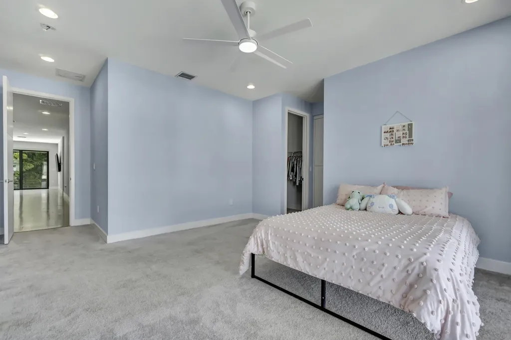 17081 Five Waters Avenue Boca Raton FL 33496
