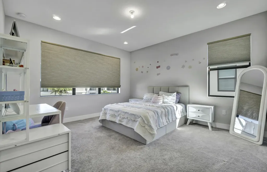 17081 Five Waters Avenue Boca Raton FL 33496