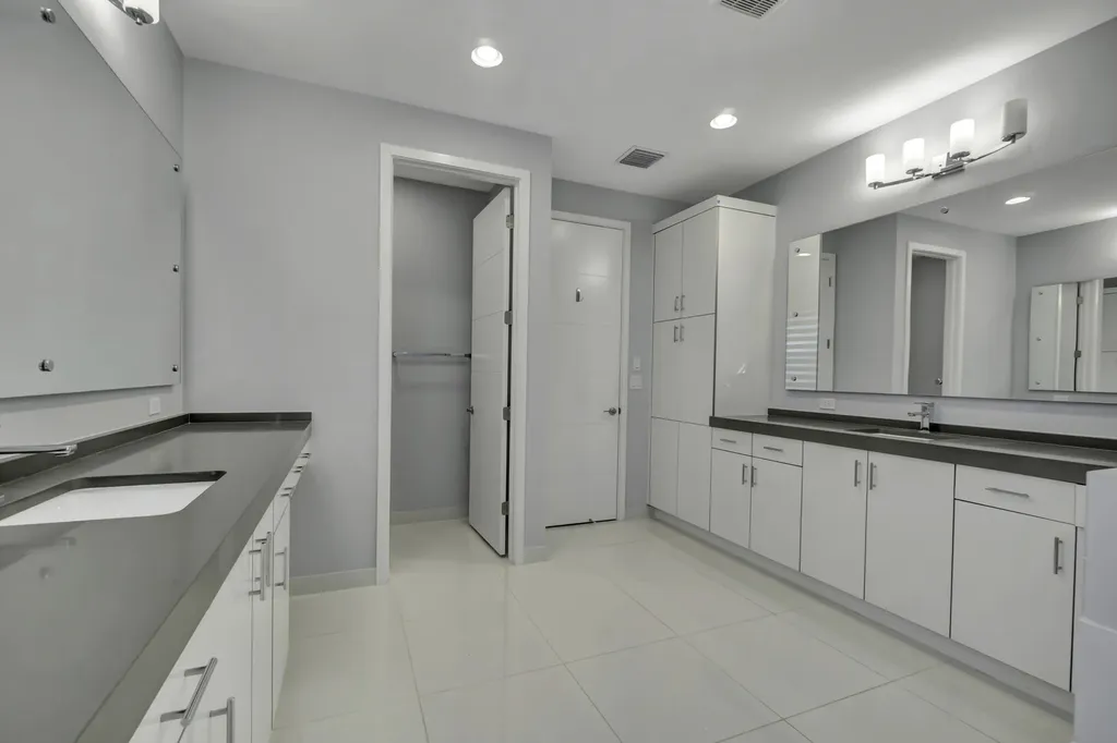 17081 Five Waters Avenue Boca Raton FL 33496