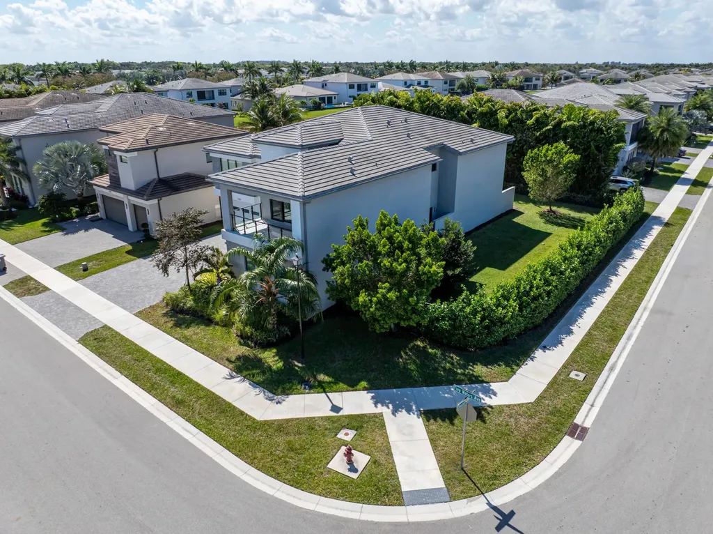 17081 Five Waters Avenue Boca Raton FL 33496