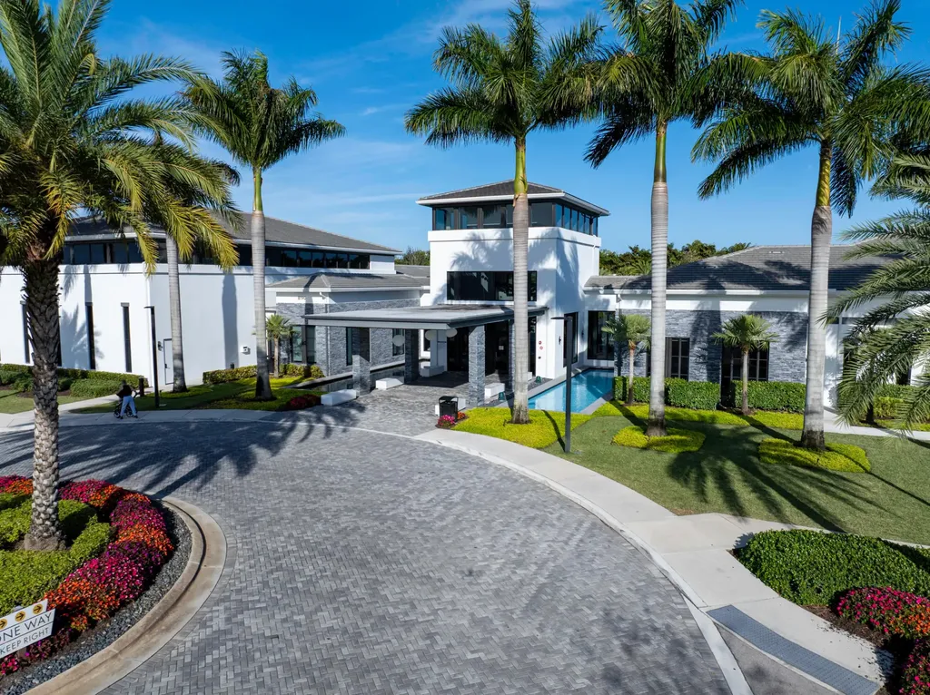 17081 Five Waters Avenue Boca Raton FL 33496