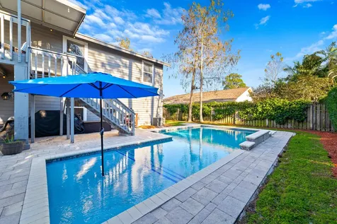 1045 Raintree Lane Wellington FL 33414