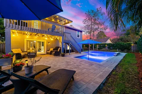 1045 Raintree Lane Wellington FL 33414