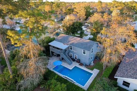 1045 Raintree Lane Wellington FL 33414