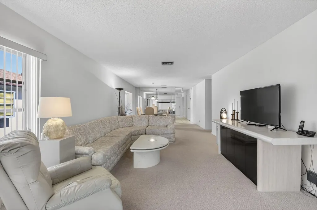 13889 Royal Palm Court Delray Beach FL 33484
