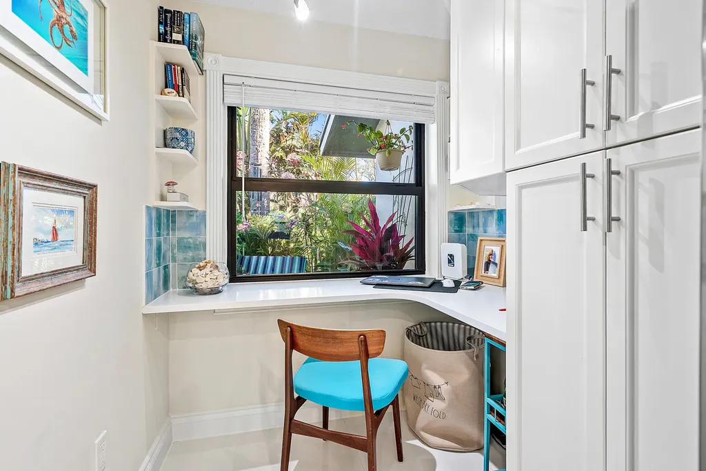 2016 SW 29th Court Delray Beach FL 33445