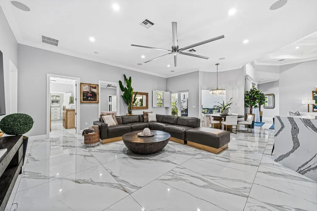 6635 E Calumet Circle Lake Worth FL 33467