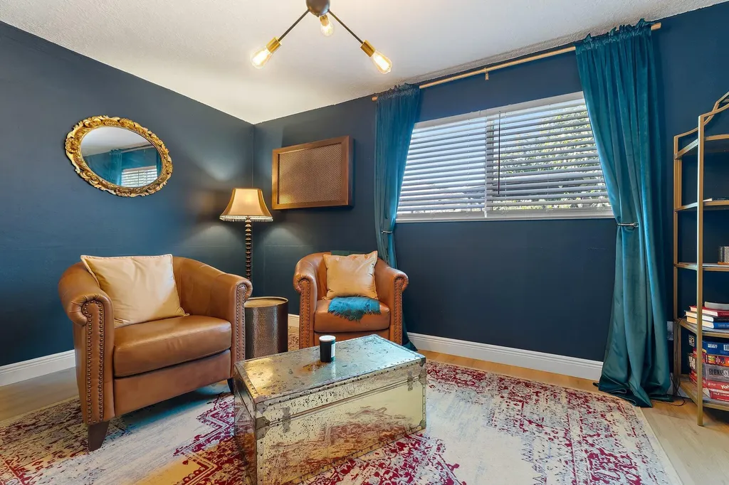 1401 N Lake Court Lake Clarke Shores FL 33406