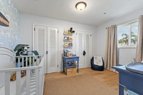 1401 N Lake Court Lake Clarke Shores FL 33406