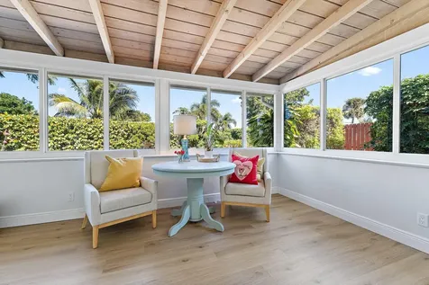 1401 N Lake Court Lake Clarke Shores FL 33406
