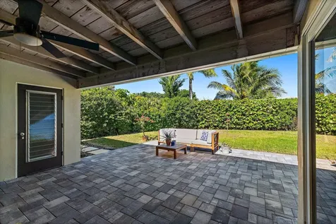 1401 N Lake Court Lake Clarke Shores FL 33406