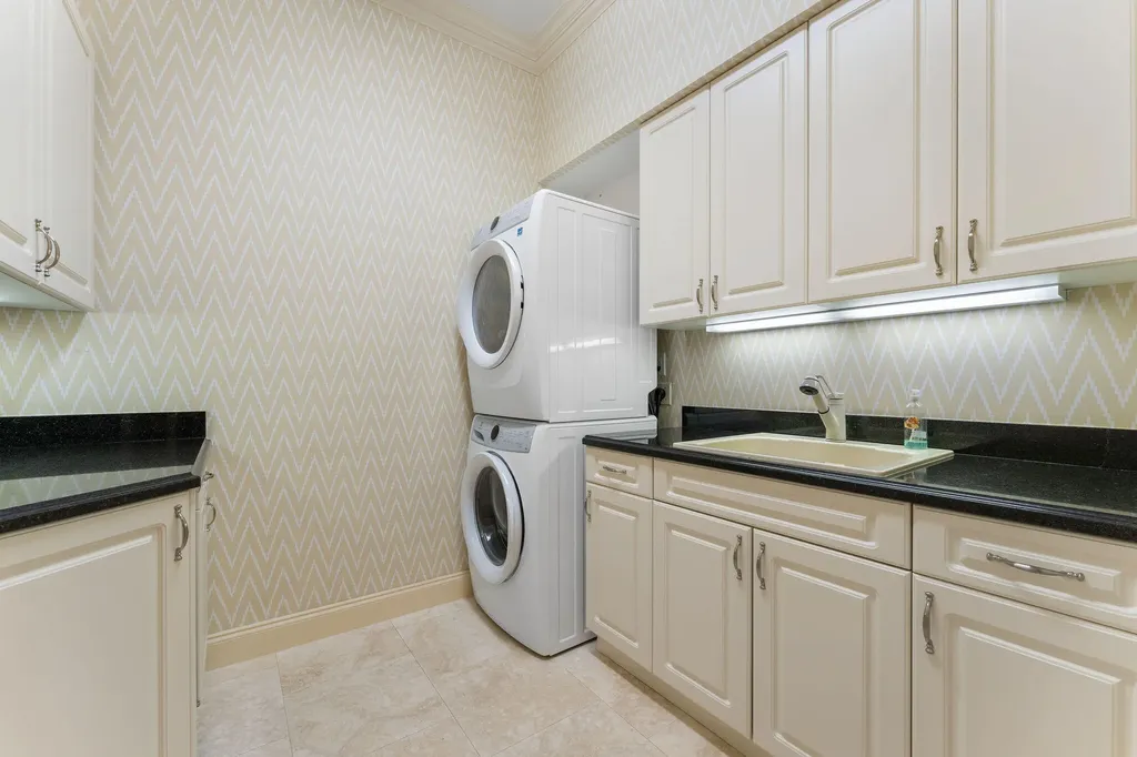 1155 Lake House Drive North Palm Beach FL 33408