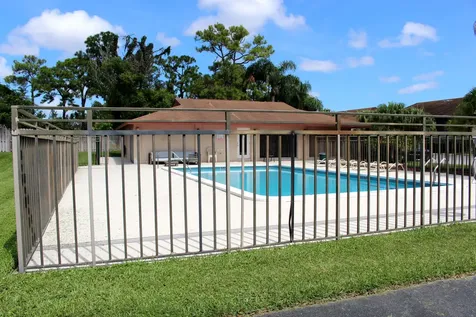 4181 S 57th Avenue Greenacres FL 33463