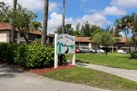 4181 S 57th Avenue Greenacres FL 33463