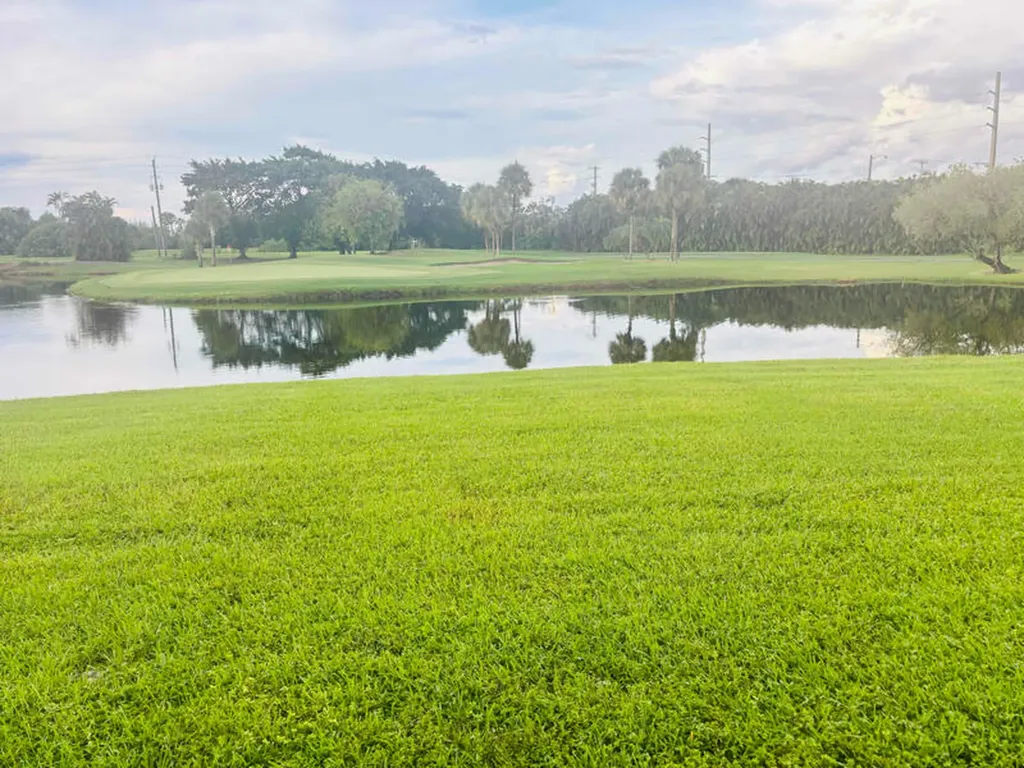 5246 Fountains Drive S Lake Worth FL 33467