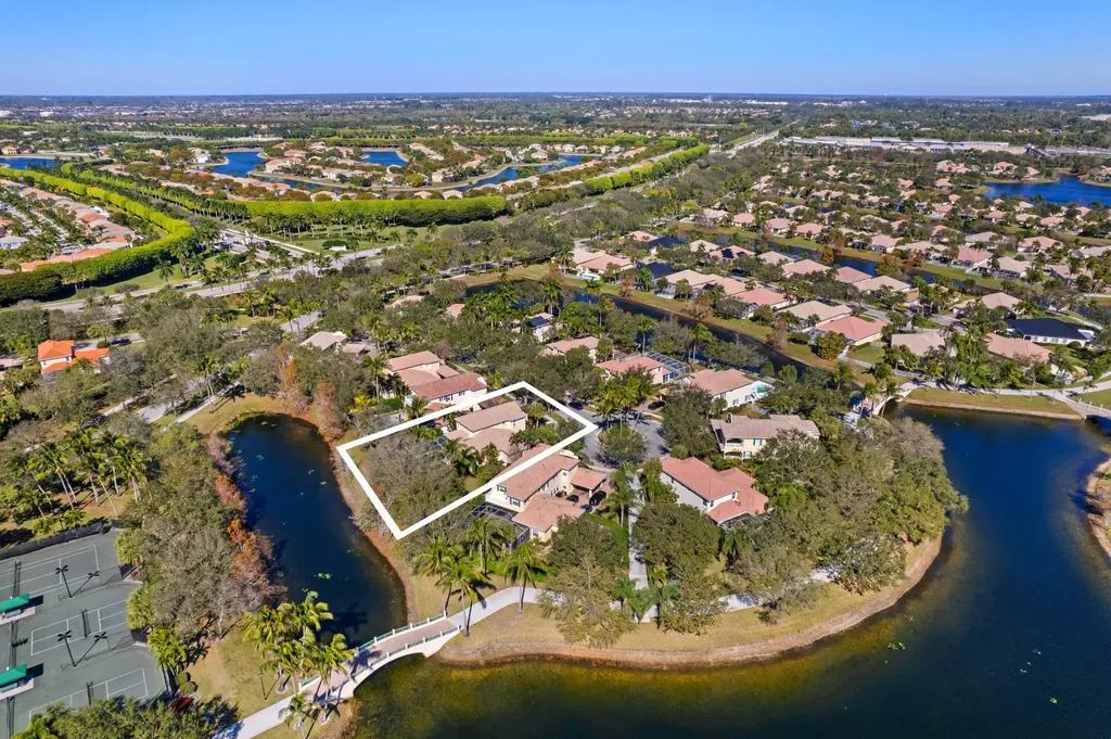 8418 Arima Lane Wellington FL 33414