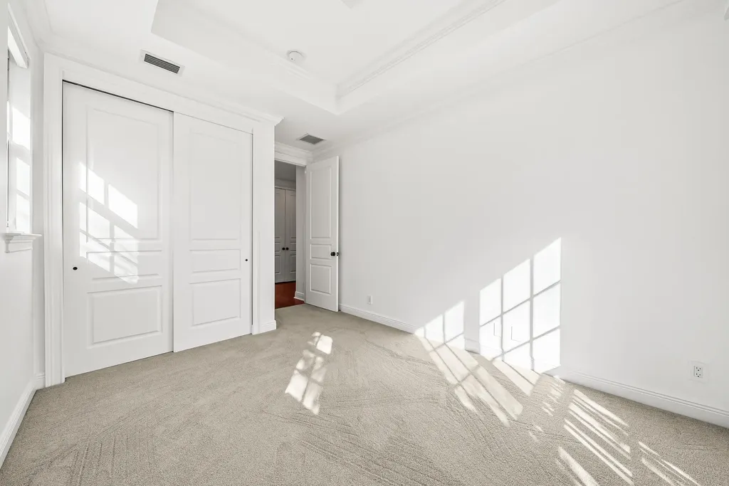 1063 E Heritage Club Circle Delray Beach FL 33483