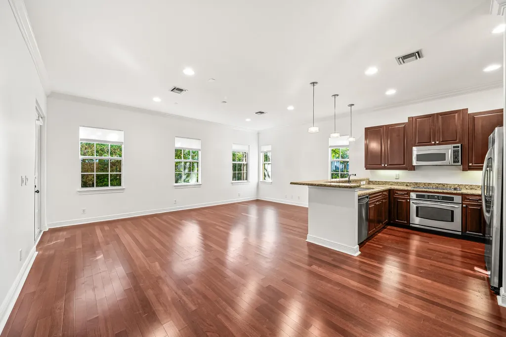 1063 E Heritage Club Circle Delray Beach FL 33483