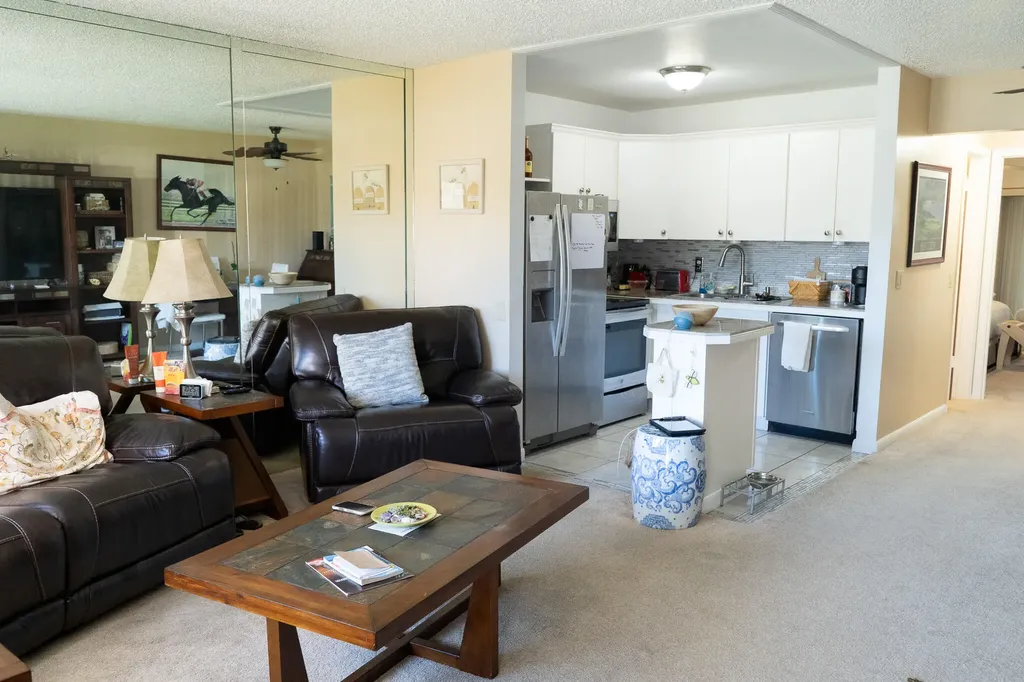 131 Easthampton F West Palm Beach FL 33417