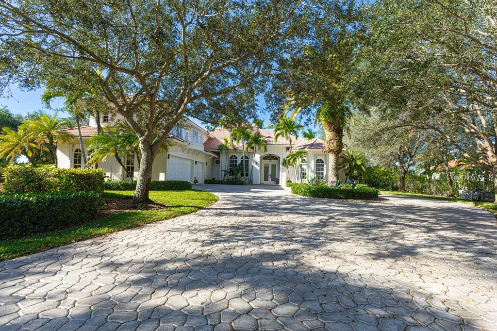 2695 Greenbriar Boulevard Wellington FL 33414