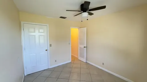 1581 Woodbridge Lakes Circle West Palm Beach FL 33406