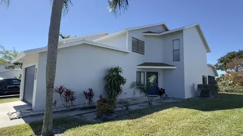 1581 Woodbridge Lakes Circle West Palm Beach FL 33406