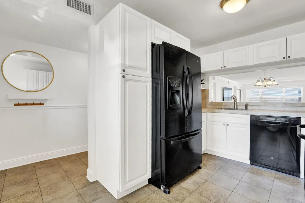 4715 Lucerne Lakes Boulevard E Lake Worth FL 33467