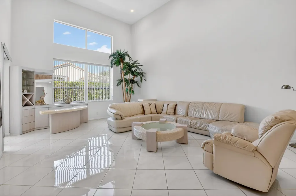 23429 Rakelle Circle Boca Raton FL 33433
