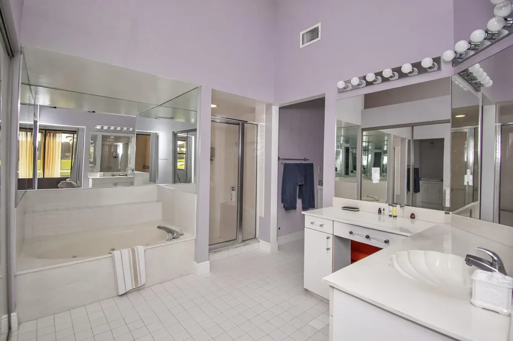 8213 Cassia Drive Boynton Beach FL 33472