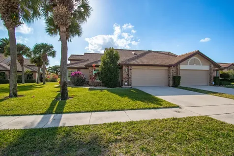 8213 Cassia Drive Boynton Beach FL 33472