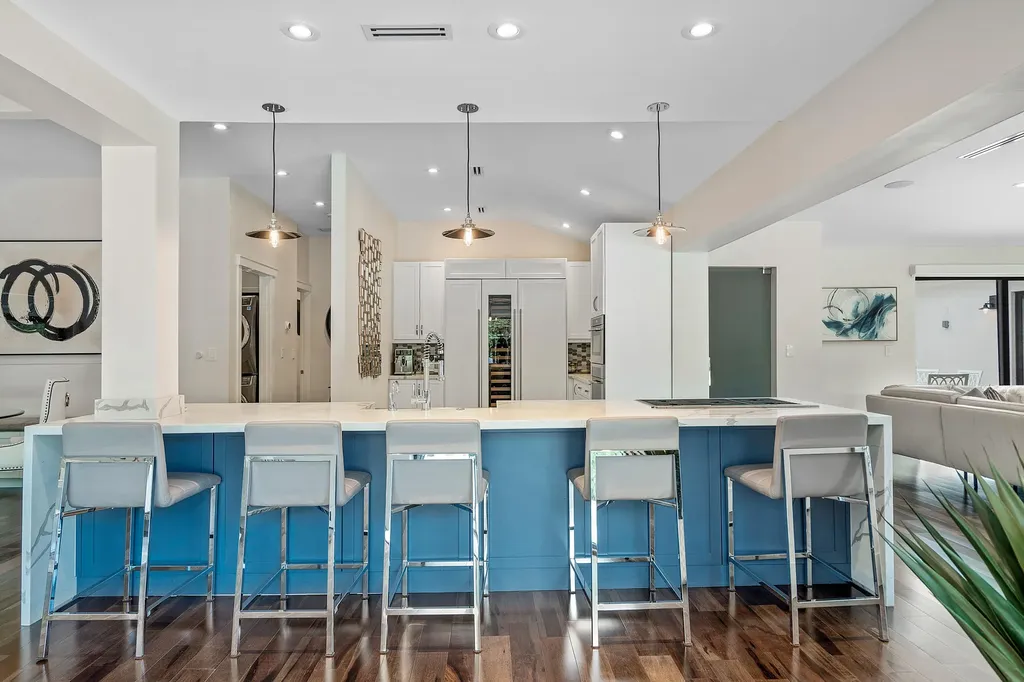 1117 Lake Drive Delray Beach FL 33444